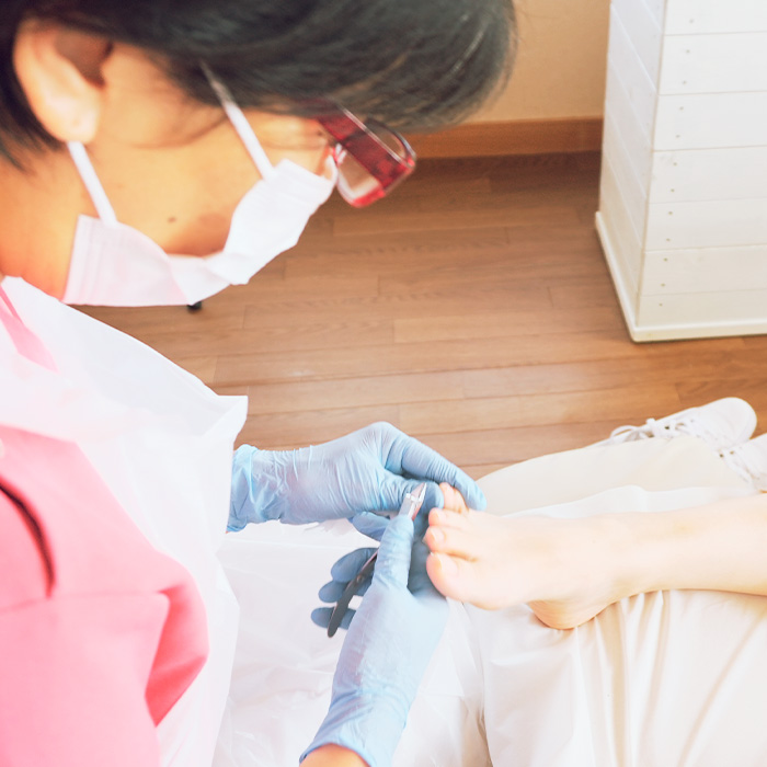 看護師と一緒に考える足育